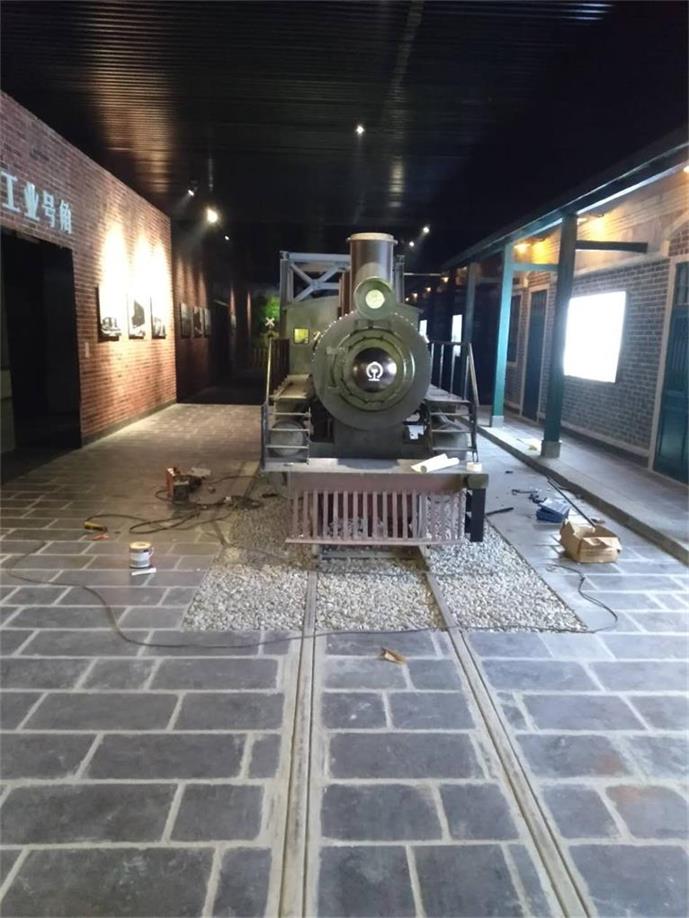 红河县蒸汽火车模型